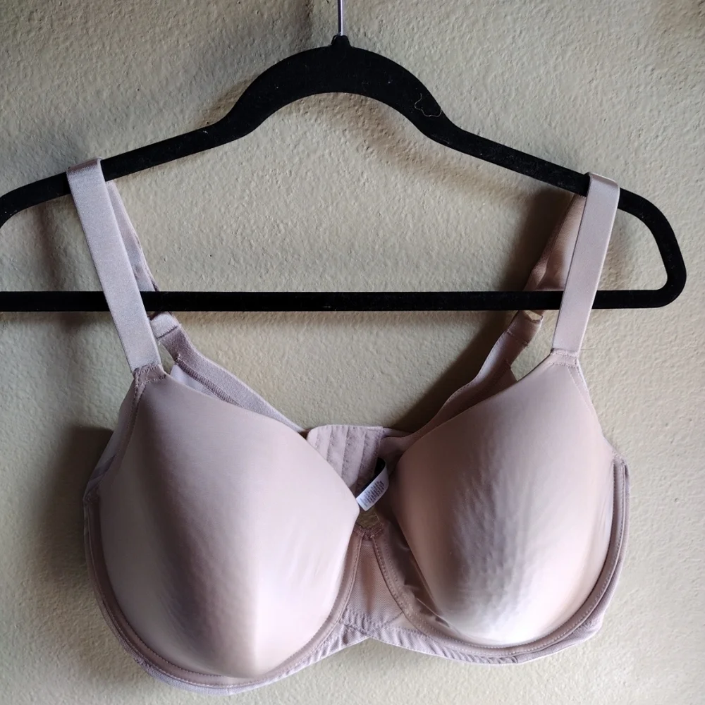 Paramour Women's Nude Lightly Padded Underwire Bra Sz 40DDD- Adjustable Strap